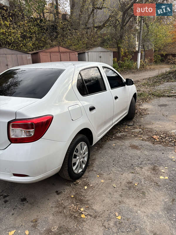 Седан Renault Logan 2016 в Сумах
