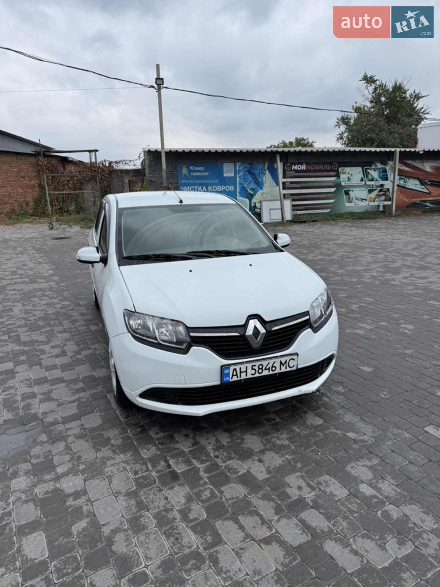 Renault Logan 2013