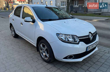 Седан Renault Logan 2015 в Стрию