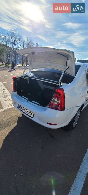 Седан Renault Logan 2011 в Хмельницком