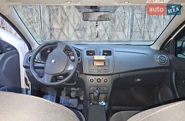 Седан Renault Logan 2013 в Дніпрі