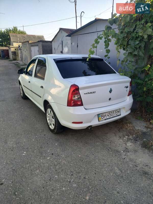 Седан Renault Logan 2012 в Одессе