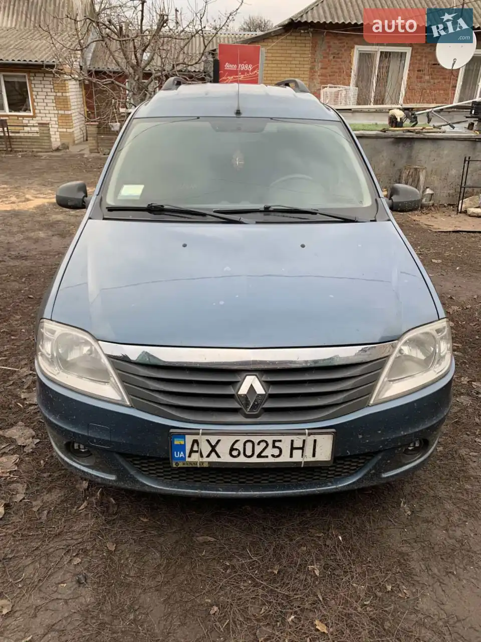 2010 Renault Logan - мініатюра 9