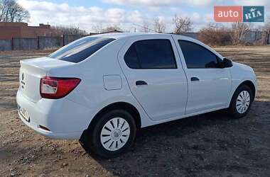 Седан Renault Logan 2013 в Умани