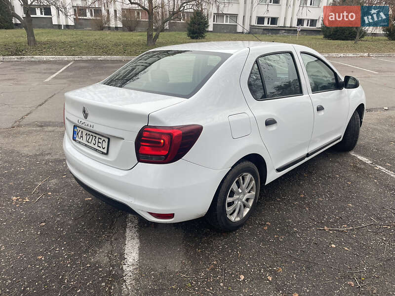 Седан Renault Logan 2021 в Киеве