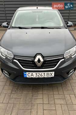 Седан Renault Logan 2017 в Черкасах