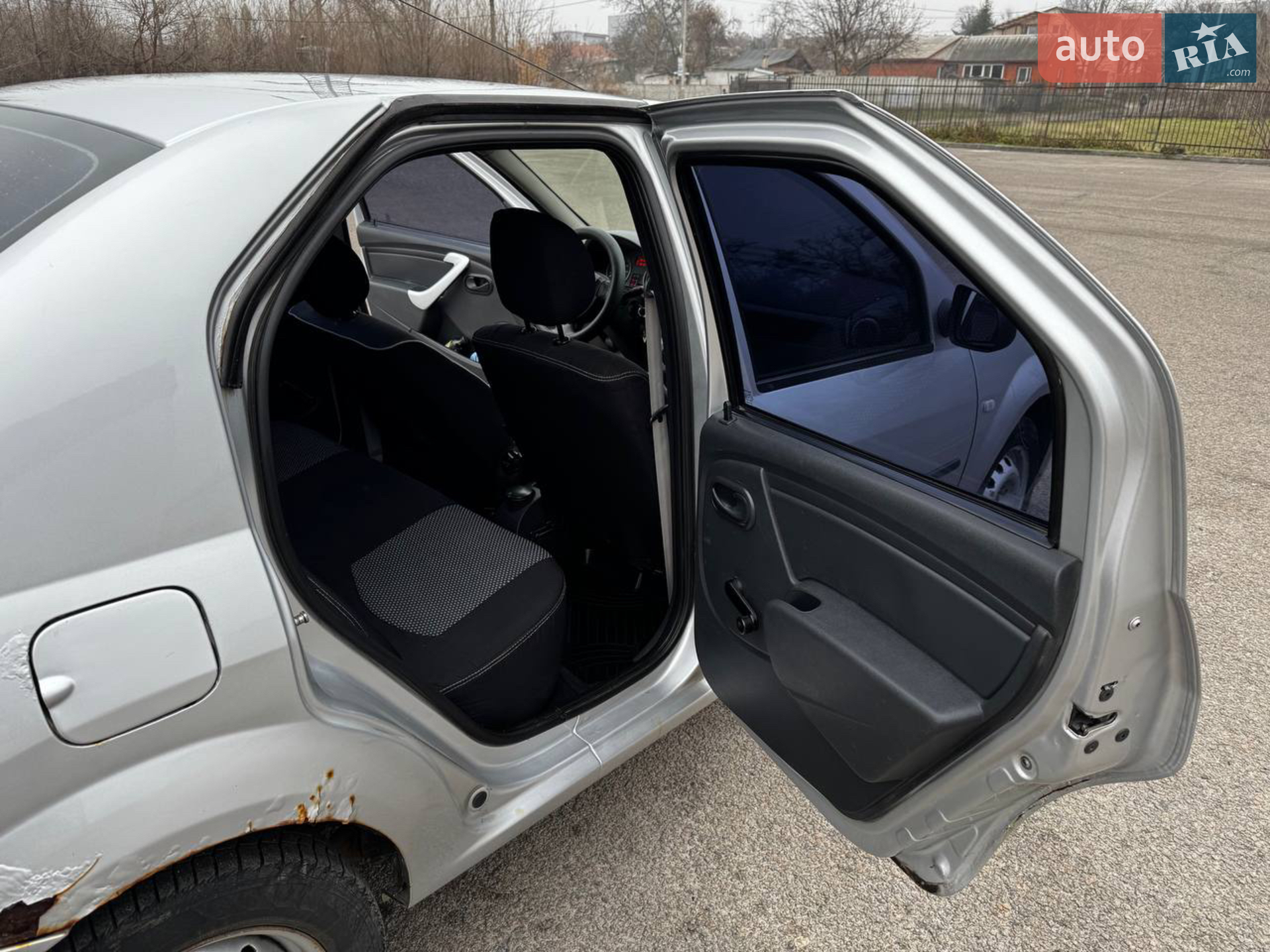 2012 Renault Logan - мініатюра 12