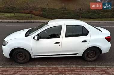 Седан Renault Logan 2015 в 