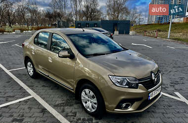 Седан Renault Logan 2019 в Киеве