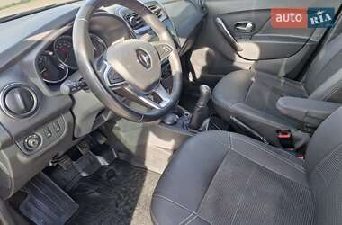 Седан Renault Logan 2019 в 