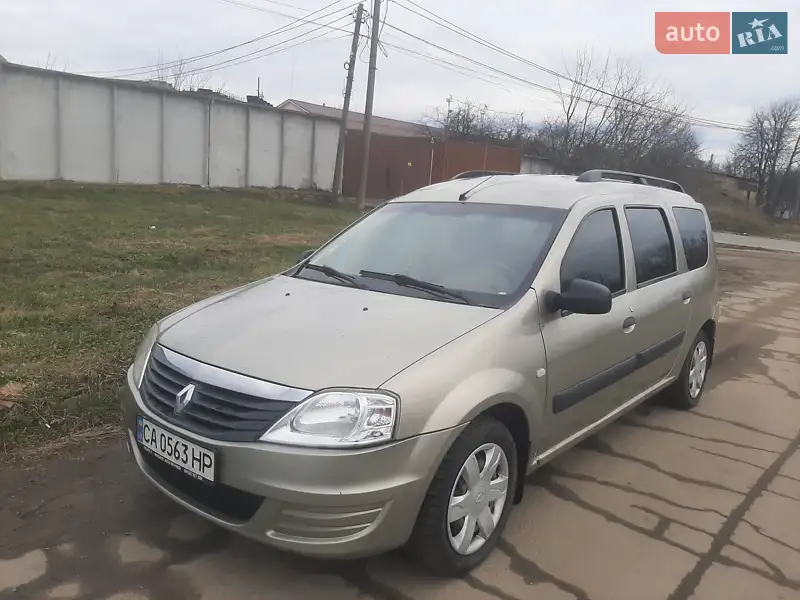Renault Logan 2010