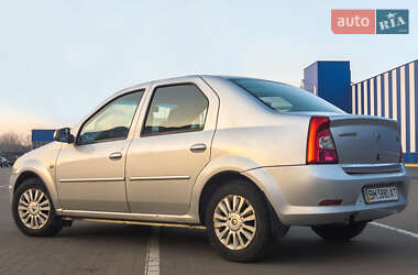 Седан Renault Logan 2011 в Сумах