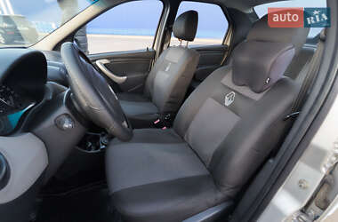 Седан Renault Logan 2011 в Сумах