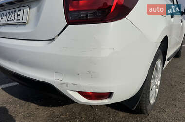 Седан Renault Logan 2017 в 