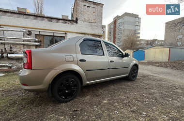 Седан Renault Logan 2010 в Кривому Озері