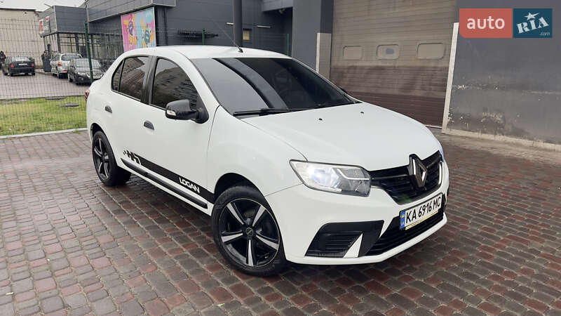 Седан Renault Logan 2019 в 