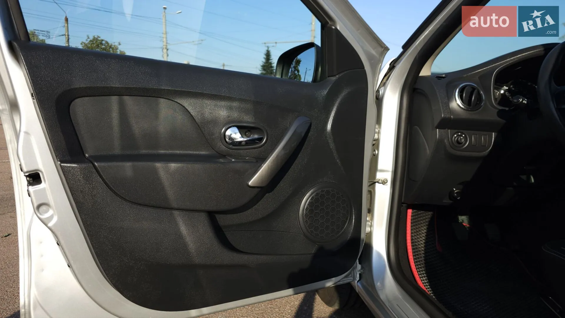 2013 Renault Logan - мініатюра 8