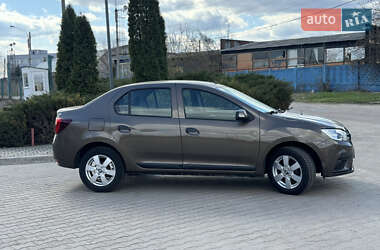 Седан Renault Logan 2019 в 