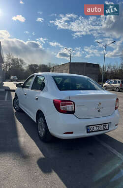 Седан Renault Logan 2013 в 