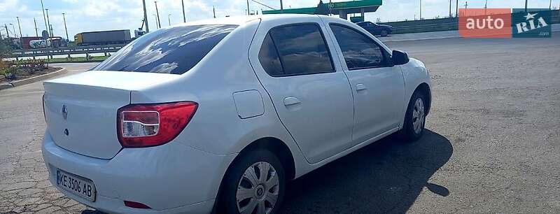 Седан Renault Logan 2013 в Кривом Роге