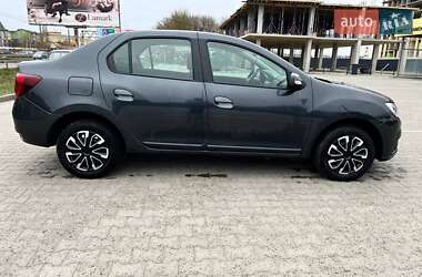 Седан Renault Logan 2017 в 