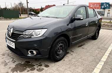 Седан Renault Logan 2017 в 
