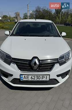Седан Renault Logan 2021 в 