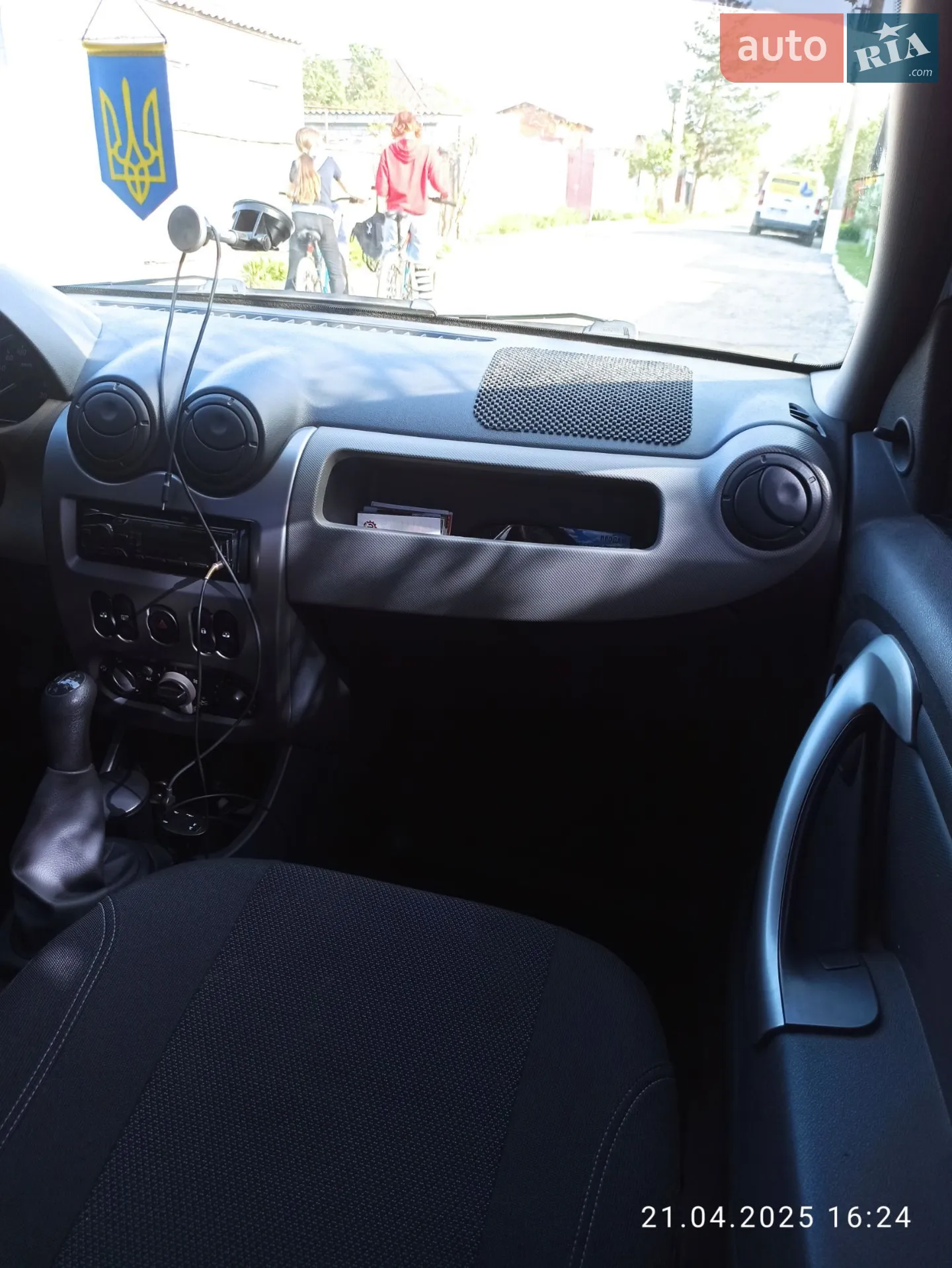 2012 Renault Logan - мініатюра 13