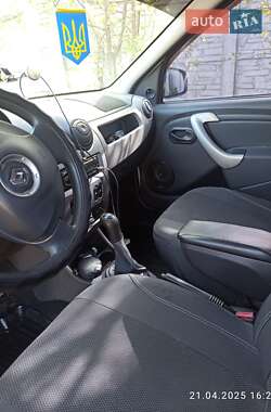 Седан Renault Logan 2012 в Днепре