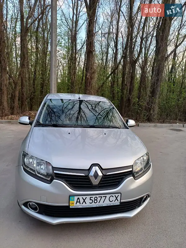 Renault Logan 2013