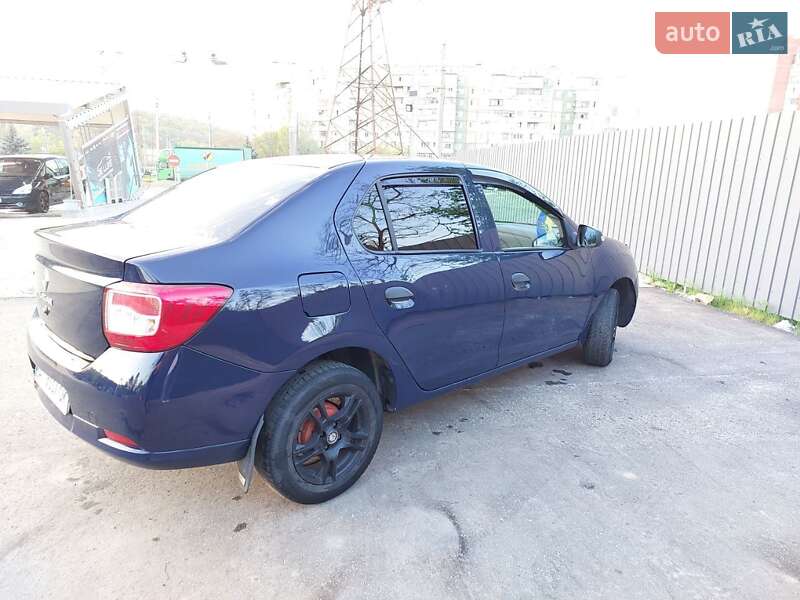 Седан Renault Logan 2015 в Лозовой