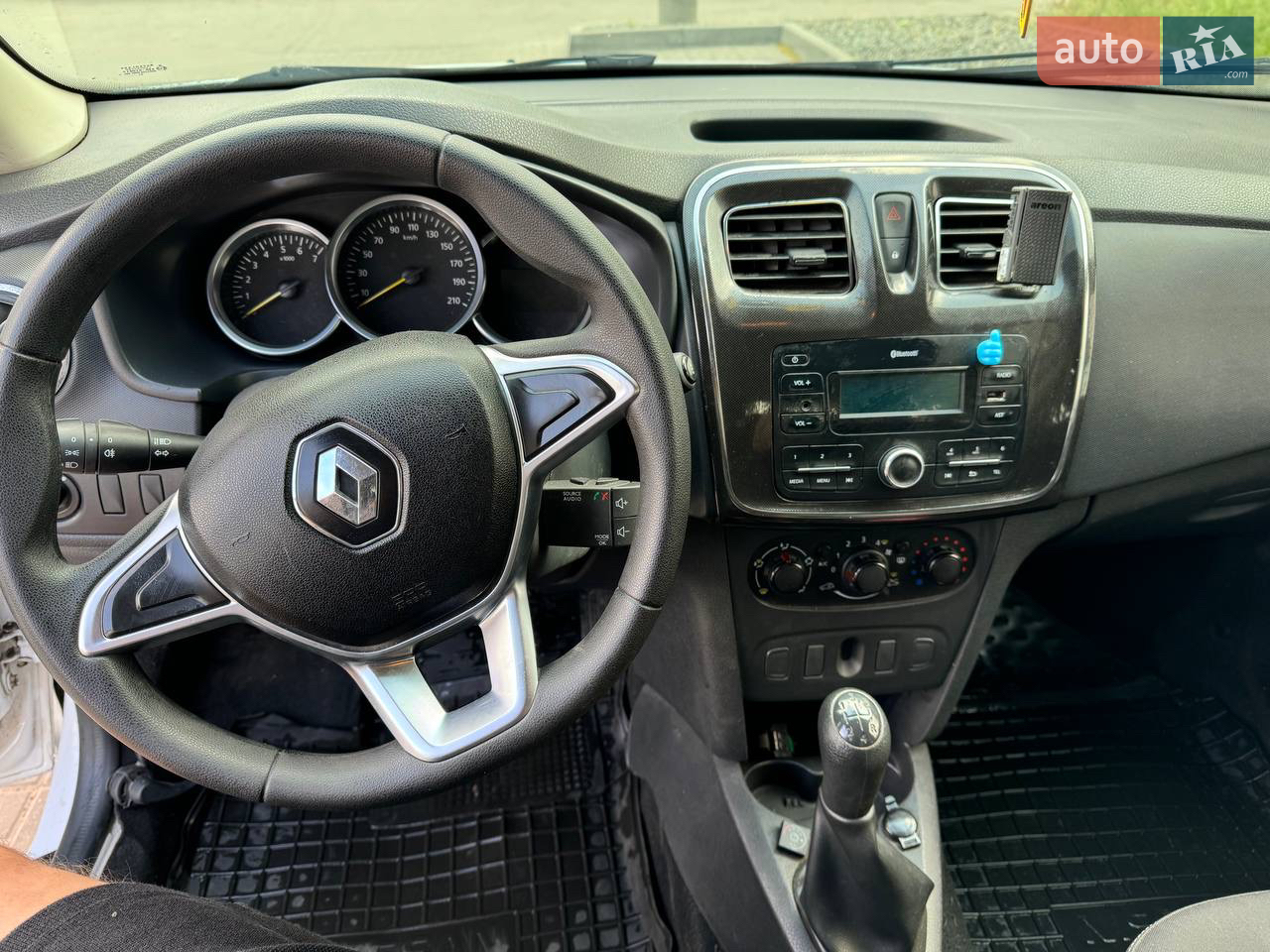 2019 Renault Logan - мініатюра 14
