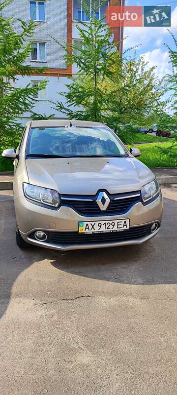 Седан Renault Logan 2013 в Дрогобыче