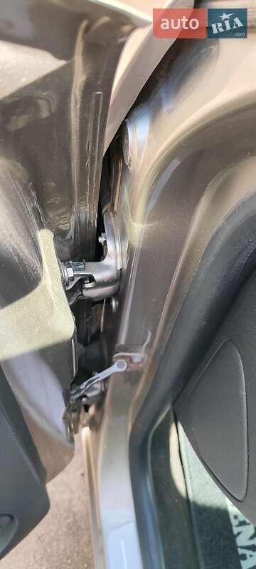Седан Renault Logan 2013 в Дрогобыче