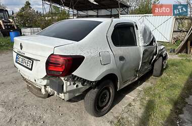 Седан Renault Logan 2017 в 