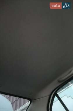 Седан Renault Logan 2013 в 