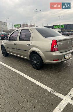 Седан Renault Logan 2009 в 