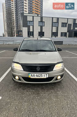 Седан Renault Logan 2009 в 