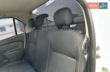 Седан Renault Logan 2019 в 
