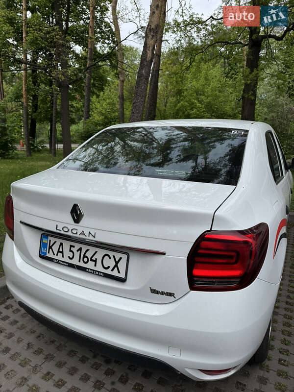 Седан Renault Logan 2021 в Киеве