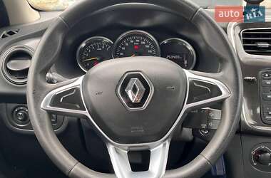 Седан Renault Logan 2018 в 