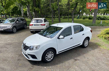 Седан Renault Logan 2018 в Киеве