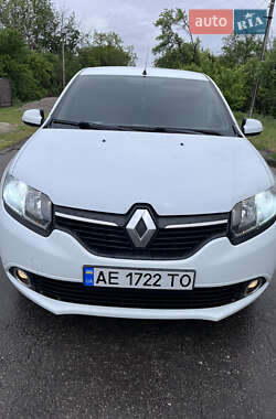 Седан Renault Logan 2013 в Царичанке