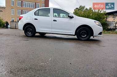 Седан Renault Logan 2016 в 