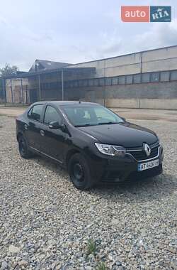 Седан Renault Logan 2017 в 