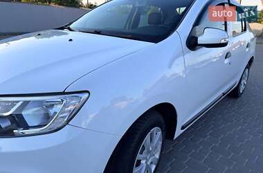 Седан Renault Logan 2019 в 
