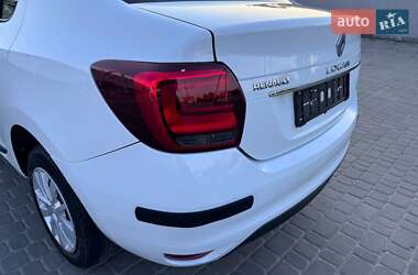 Седан Renault Logan 2019 в 