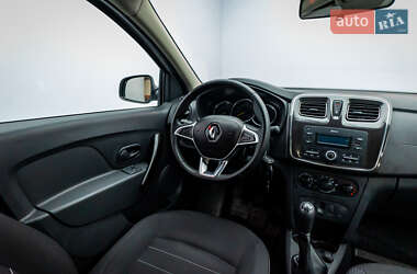 Седан Renault Logan 2020 в 