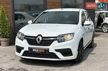 Седан Renault Logan 2017 в 