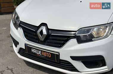 Седан Renault Logan 2017 в 